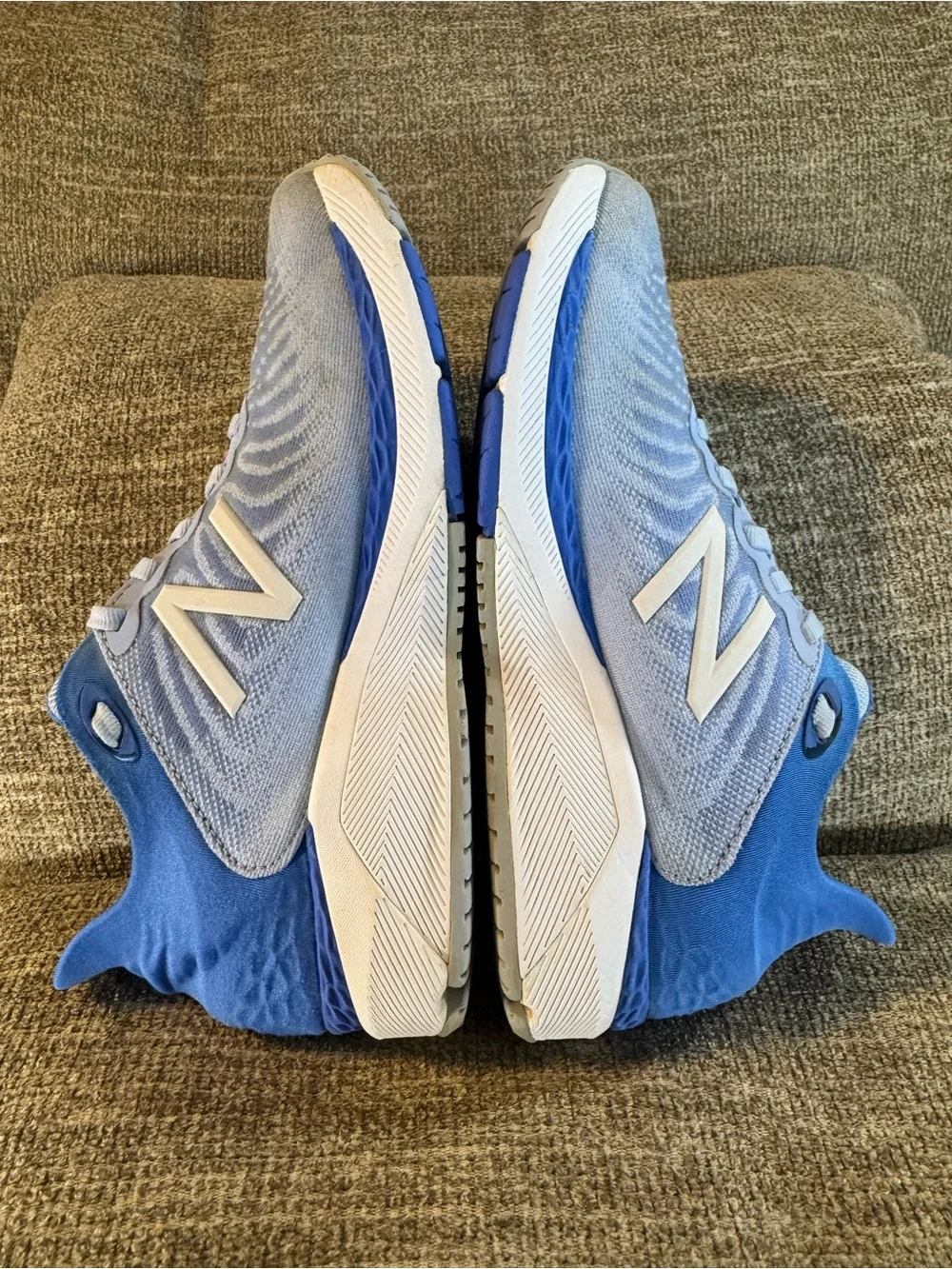 New Balance Fresh Foam 860v11 Women’s Frost Blue/Faded Cobalt Size 6.5